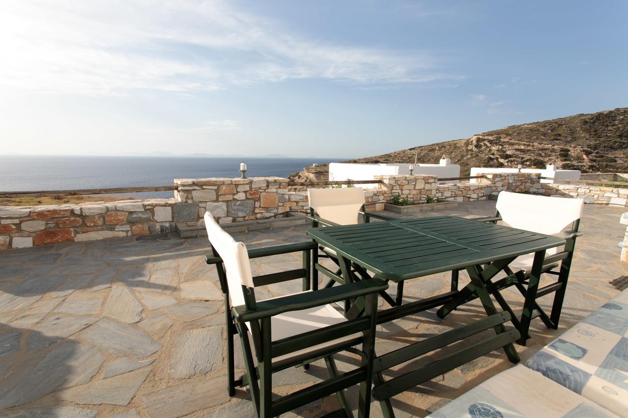 Athina Villa Ambrami
