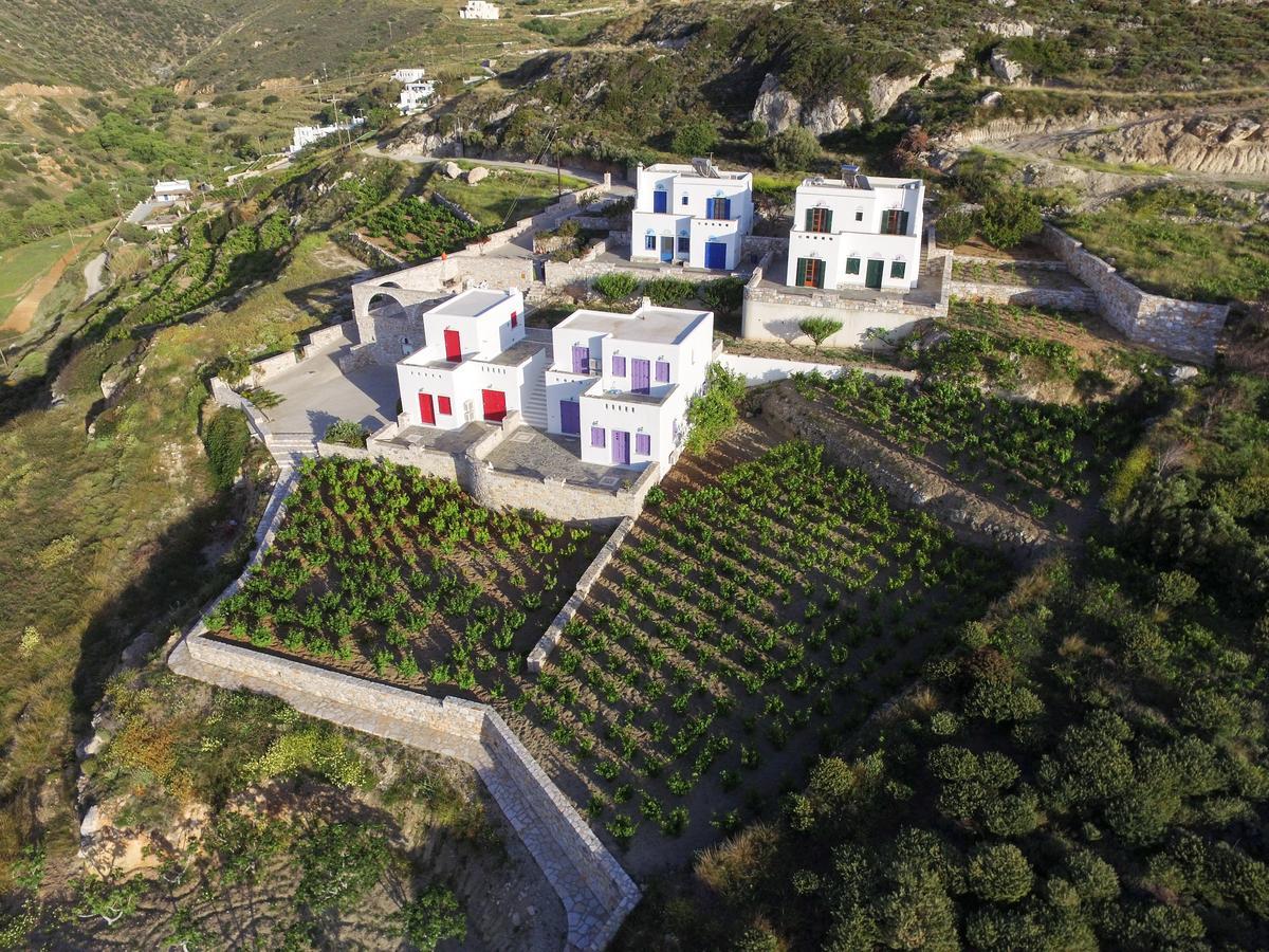 Vila Athina *