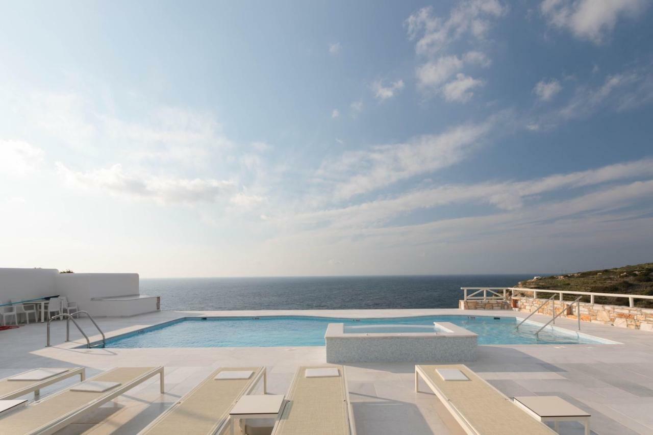Athina * Ambrami